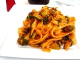 Spinach, Tomato and Olives Tagliatelle