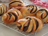 红豆面包卷(汤种法) Red Bean Rolls (Tangzhong@Water Roux Method)