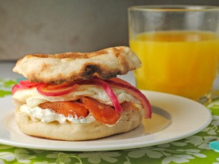 The Seattle Sandwich (Dill Cream Cheese, Lox, & a Fried Egg) ~ Breakfast for Dinner #SundaySupper