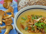 Kantarellsoppa med Curry