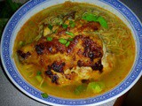 Fried tom yam chicken noodles