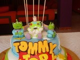 TommyStory cake