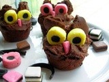 Getting ready for Halloween, Fun for the Kids in the Kitchen and Twit Woo Hooting Halloween Owl Cupcakes