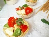 Nidi di spaghetti alla caprese