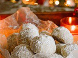 Pecan Snowball Cookies