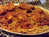 Sweet Chicken with Crushed Tomatoes Sauce and Spaghetti