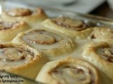 Db: Roasted Banana Cinnamon Rolls with Maple Frosting