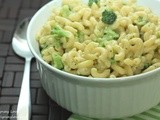 Skillet Macaroni and Cheese with Broccoli