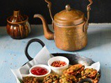 How To Make Palak Bhajiya- Kolhapur Special Palak Pakoda Recipe