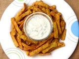 Moong Daal Chips with Achari dip