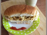 Hot dogs with srambled eggs | Scrambled egg Hot dog for break fast | How to make egg bhurji | Egg bhurji sandwich | Kids break fast recipes