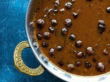 Sundakkai Vathal Kuzhambu| Traditional Turkey Berry Kuzhambu from Tamilnadu | Sundakkai Vathal Kuzhambu Recipe | Gluten Free and Vegan Recipe