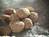 Crostini integrali con semi di sesamo... Wholemeal croutons with sesame seeds