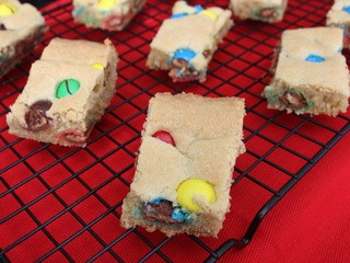 Chewy m&m Cookie Bars