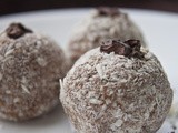A Sweet Treat: Raw & Vegan Chocolate Mousse Balls
