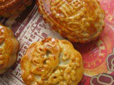 'Dou Sa' Mooncake Biscuit @ 红豆沙公仔饼