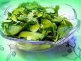 Spinach, Almonds and Cranberry Salad