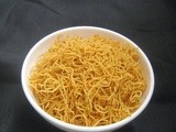 Aloo bhujia / potato sev / easy diwali snack