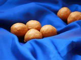 Peanut sesame ladoo / Ellu nelakadala ladoo / Peanut sesame balls
