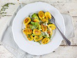 Baked gnocchi with broccoli