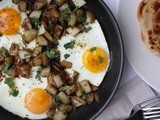 Kanda Papeta per Eda – Parsi fried eggs with spicy onions, cumin & chillies