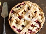 Crostata di mele e frutti di bosco e una riflessione da mamma