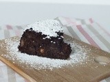 Torta di pane con nocciole e cacao amaro
