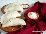 Thengai Poorna Kozhukattai - Coconut stuffed Dumpling