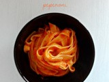 Pasta con crema di peperoni - Red peppers sauce pasta