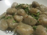Creamy Vegan Mushroom-Garlic Sauce: You Won’t Miss the Dairy