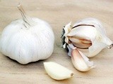 Pickled garlic