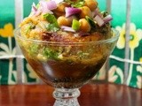 Aloo tikki channa chat