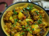 Adraki Aloo Gobhi (Potato n Cauliflower curry with Ginger flavour)