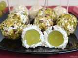 Palline di uva al formaggio
