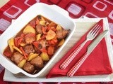 Salsicce con peperoni e patate