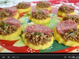 Video ricetta tartine di polenta con lenticchie e cotechino