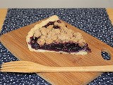 Concord grape tart with cinnamon crumble