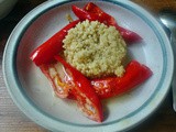 Roter Spitzpaprika mit Quinoa , vegetarisch/vegan