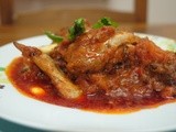 Chicken in Tomato & Garlic Sauce