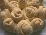 Torta di rose con pasta di pane-ricetta lievitati by miracucina
