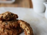 Biscotti al farro soffiato e cioccolato