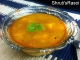 Kachche Aam ki Sabzi (Raw Mango Curry)