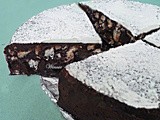 עוגת שוקולד ועוגיות ללא אפייה - העוגה המלכותית
