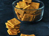 Vegan Cheesy Crackers