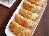 Mawa Gujiya Recipe | Karanji Recipe | How to make Khoya Gujiya