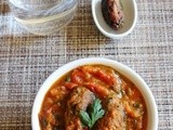 Tameta Muthia Nu Shaak Recipe | Gujarati Tomato muthia curry
