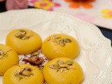 Kesar Peda Recipe | Kesar Doodh Peda | Saffron Flavored Milk Peda Recipe - Easy and Quick Diwali Sweet Recipe