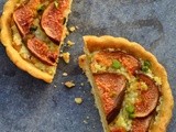 Fig tarts with pista crumble