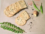Masala biscuits