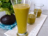 Smoothie with Avocado and broccoli carrot juice – vegan –